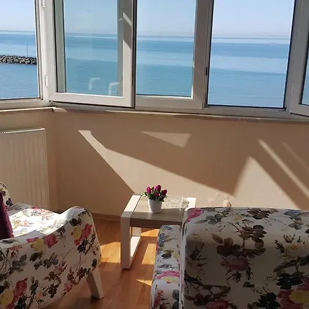 Paradise Jalal V.i.p Plaj Apartment